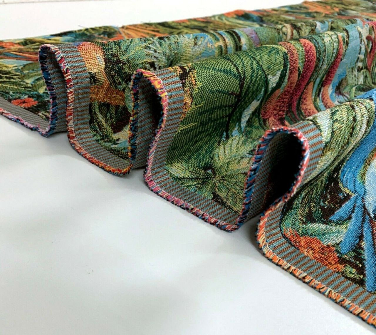 Äquatortiere und Papageiendesign Gobelinstoffe