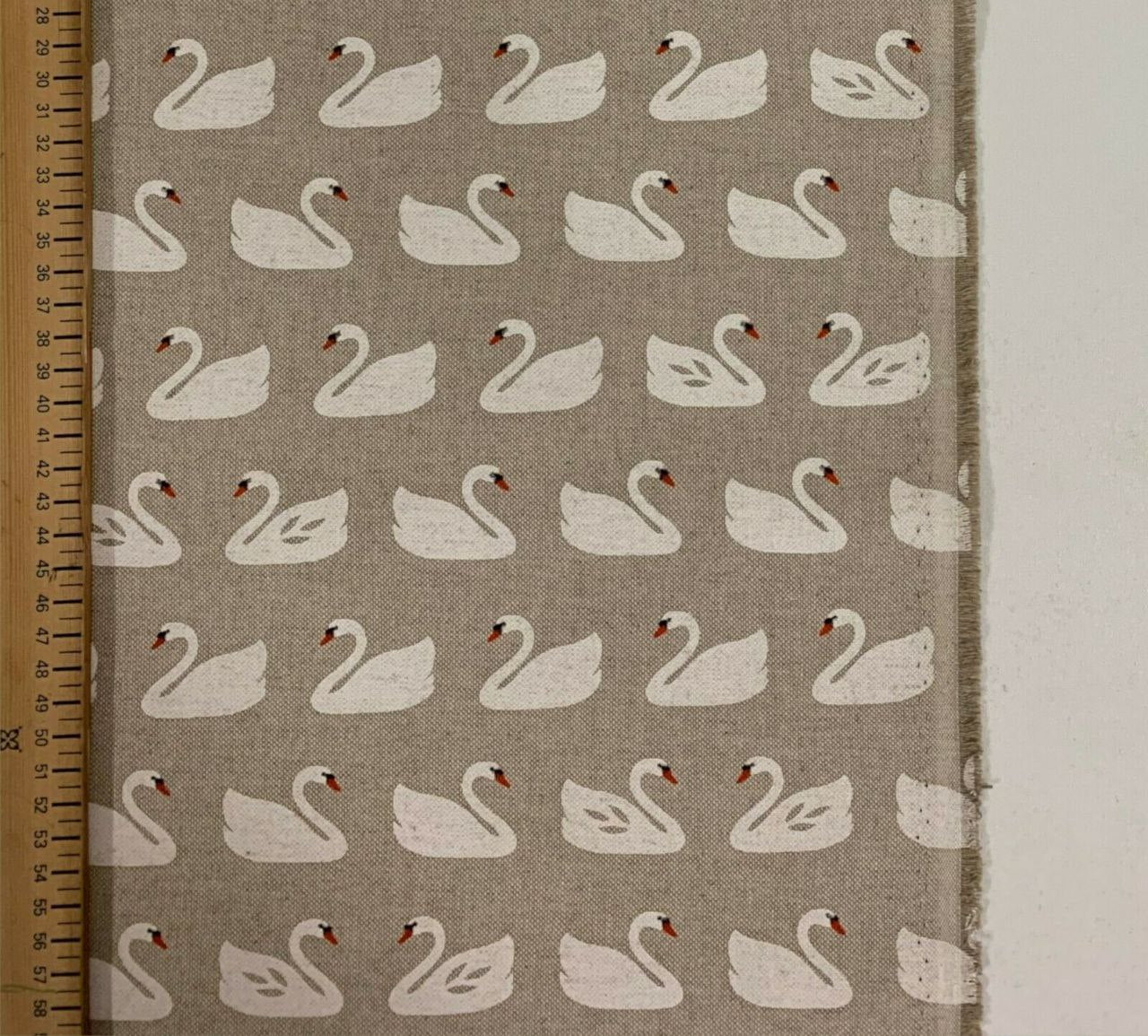 Ottoman Stoffe daffy duck design