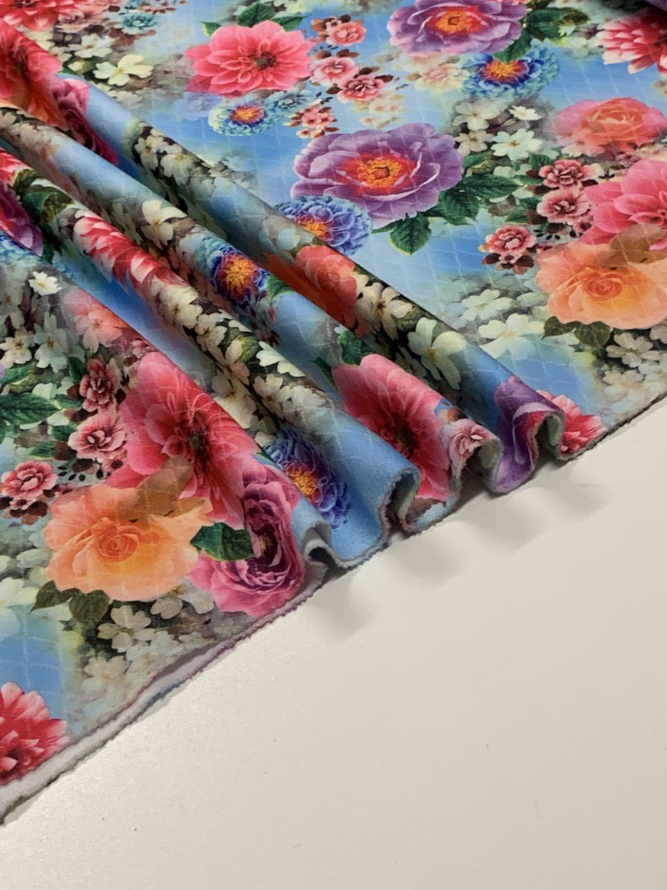 Baumwolle & Polyester Kleidung Stoffe farbenfrohe Blumen
