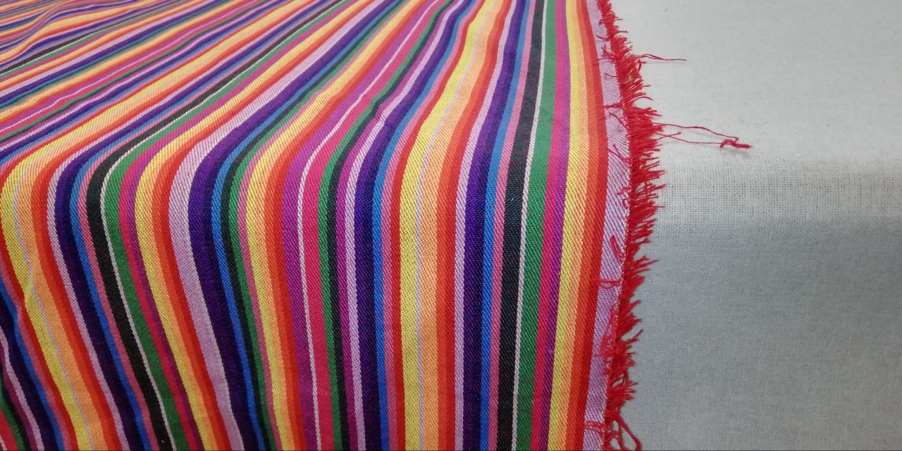 Möbelstoff Linienmuster