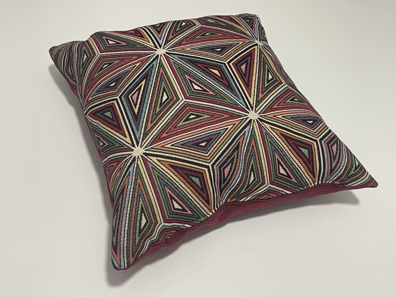 Kissen mit Gobelinbezug